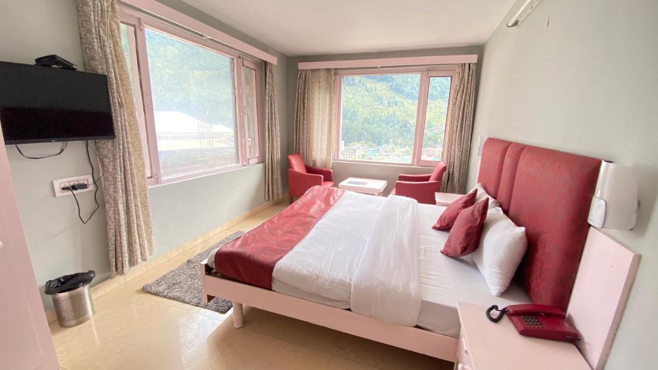 Hotel Meadows Manali Exterior photo